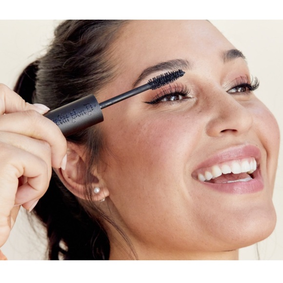 🌸 KVD Go Big or Go Home Mascara 🌸 - Picture 3 of 6